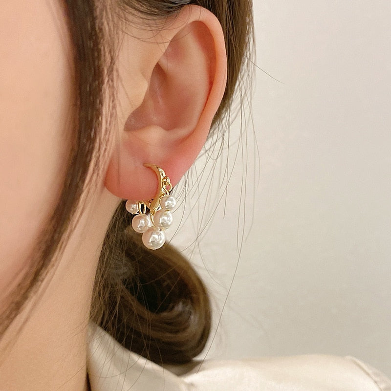 2025 Korean New Simple Temperament Circle Pearl Earrings Fashion Small Versatile Earrings Jewelry